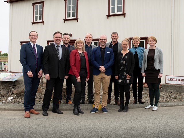 Fyrsti fundur nýrrar bæjarstjórnar Fyrsti fundur nýrrar bæjarstjórnar