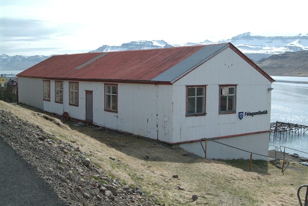 Stofnfundur Hollvinasamtaka Barnaskólans á Eskifirði Stofnfundur Hollvinasamtaka Barnaskólans á Eskifirði