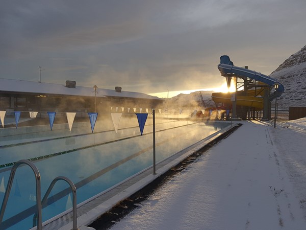 Skert opnun Sundlaugar Eskifjarðar