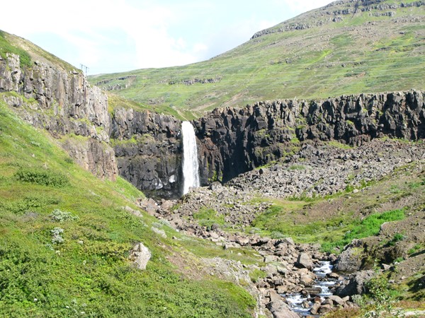 Framkvæmdir við stífluna í Búðará