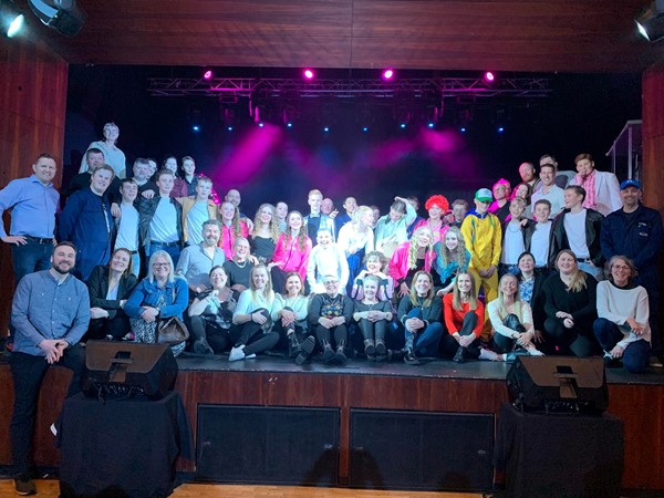 Loksýning á Grease Loksýning á Grease