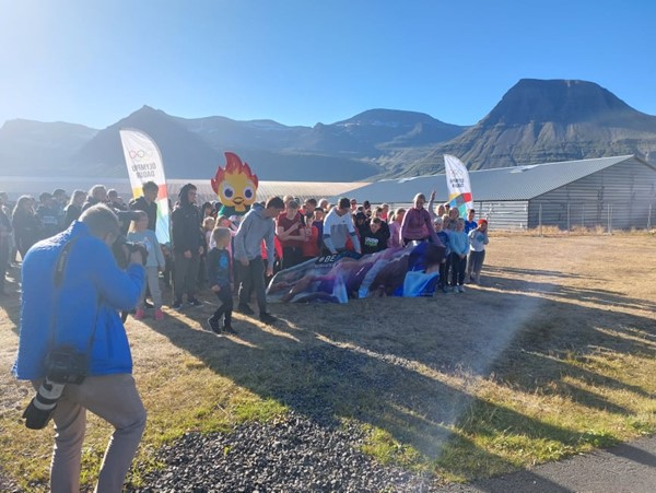 Ólympíuhlaup Íþrótta- og Ólympíusambands Íslands sett á Reyðarfirði Ólympíuhlaup Íþrótta- og Ólympíusambands Íslands sett á Reyðarfirði