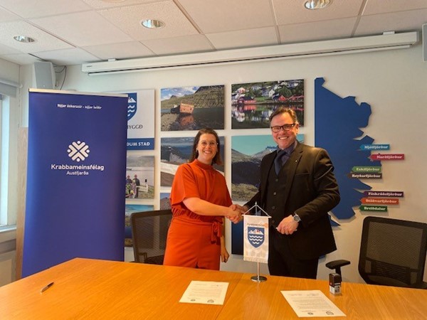 Samstarfssamningur við Krabbameinsfélag Austfjarða Samstarfssamningur við Krabbameinsfélag Austfjarða