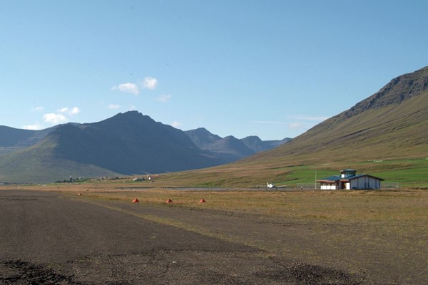 Opnun Norðfjarðarflugvallar